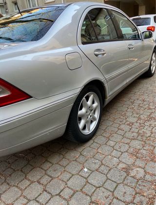 Mercedes-Benz w203 240 2001