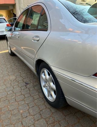 Mercedes-Benz w203 240 2001