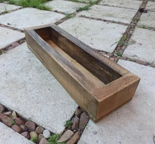 Jardinera / Centro de Mesa. Artesanal. De Madera.