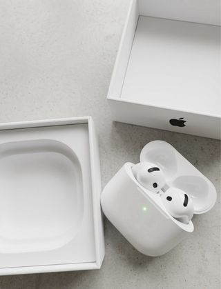 AirPods 4 Apple sin estrenar