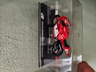 Maqueta Honda NSR500 Alex Barros 2001