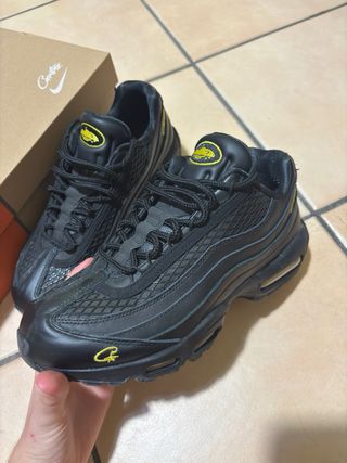 Nuove Nike Air Max 95 x Corteiz “Honey Blacks”