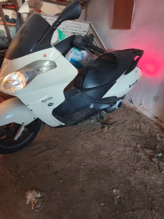 Despiece Aprilia Arrecife 125cc (motor 200cc)