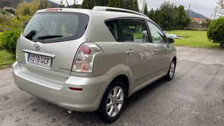 Impecable Toyota Corolla Verso 7 plazas 136cv