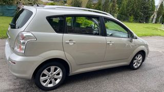 Impecable Toyota Corolla Verso 7 plazas 136cv