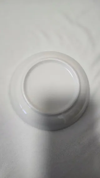 Prato cerâmica gato preto com borboletas