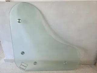 Mesa de cristal Sanbue