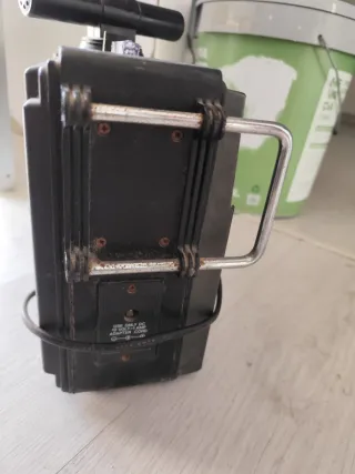 Radio Multibanda Intron con Cassette