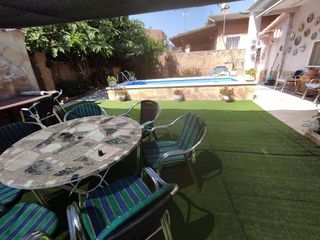 Chalet en venta en Terra Nostra en Montcada i Reixac