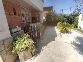 Chalet en venta en Terra Nostra en Montcada i Reixac
