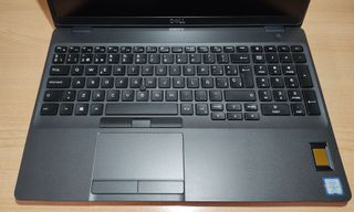 Portátil Dell Latitude 5500. i7, 32 GB RAM, SSD