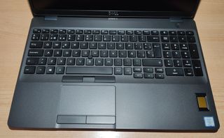 Portátil Dell Latitude 5500. i7, 16 GB RAM, SSD