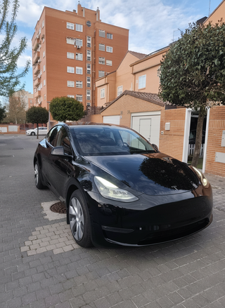 Tesla Model Y de 23 Diciembre 2022 Gran Autonomía