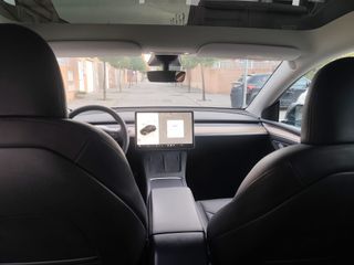 Tesla Model Y de 23 Diciembre 2022 Gran Autonomía