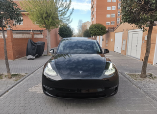 Tesla Model Y de 23 Diciembre 2022 Gran Autonomía