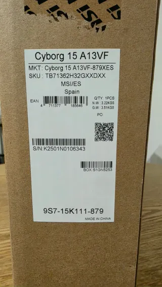 MSI Cyborg 15 RTX 4060 / i7 / 32GB RAM (Impecable)