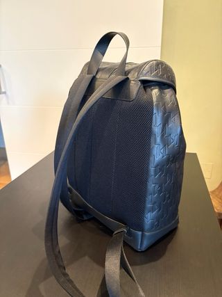 Mochila Karl Lagerfeld Negra