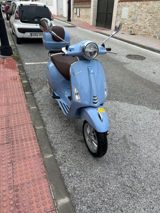 Vespa PRIMAVERA 50 4T 3V