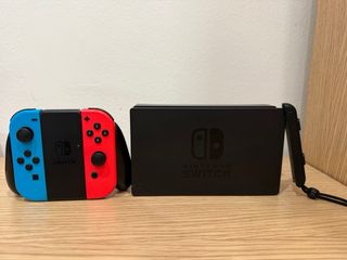 Nintendo Switch Especial Azul/Rojo