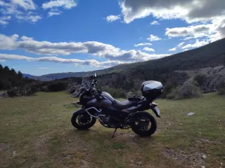 Suzuki V-Strom 650 XT Negra/Gris