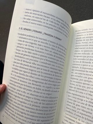 La casa de Bernarda de Alba (Clasicos hispanico...