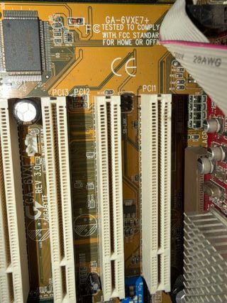 PC Retro Gaming Pentium III 1GHz windows 98se