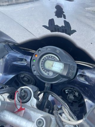 Yamaha FZ6 S1 600cc - Piezas / Averiada