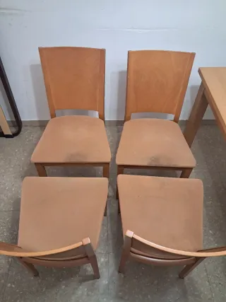 Mesa comedor y 4 sillas madera