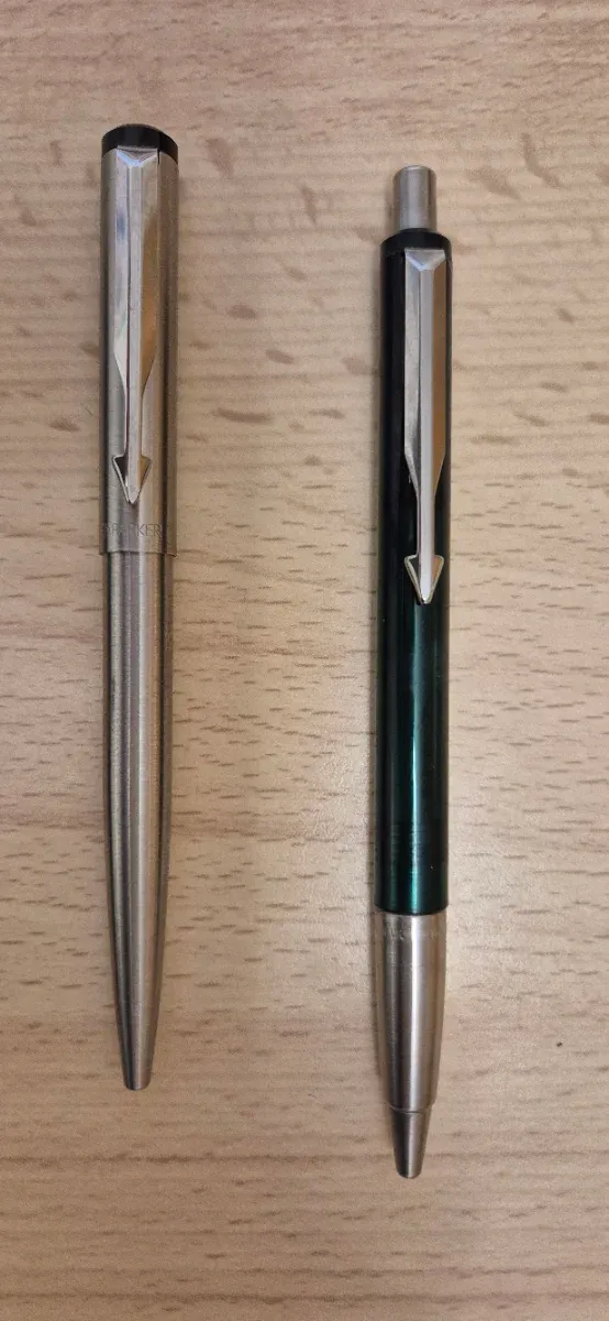 Lote 4 Plumas Parker