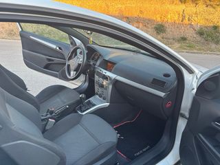 Opel Astra 2009