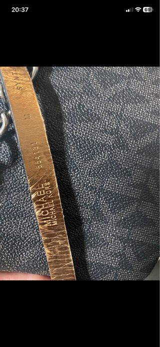 Riñonera Michael Kors Negra