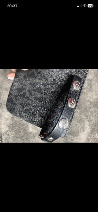 Riñonera Michael Kors Negra