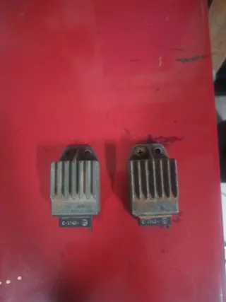 Regulador de Voltaje Derbi Variant