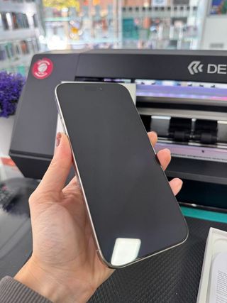 iPhone 16 Pro Max 256GB semi nuevo