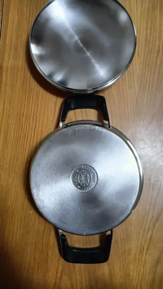 Ollas AMC 20x8cm y 20x5cm COMO NUEVAS