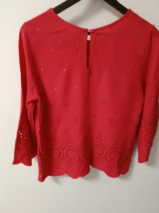 Blusa Pepe Jeans rosa con calado