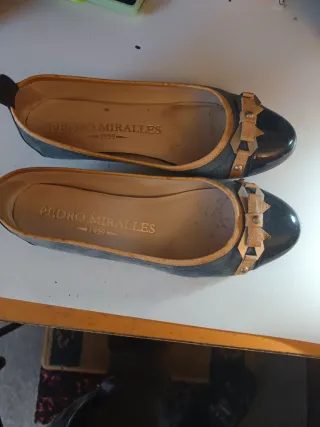 Conjunto de zapatos planos y de tacones