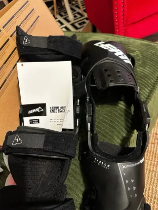 Rodilleras Leatt X-Frame Hybrid Talla M