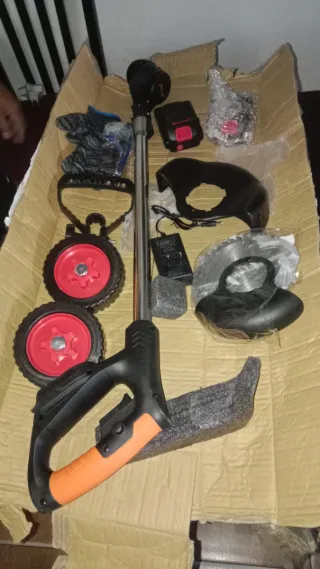 Desbrozadora a batería