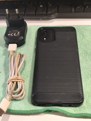 Telefono Motorola E13 Nero