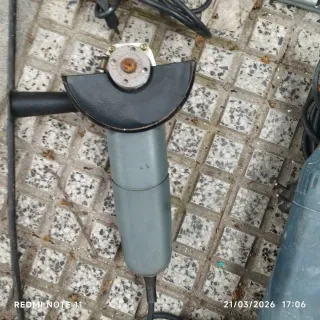 Eléctrica 100W. radial. taladradora. por