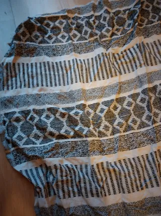 Bufanda Mango geométrica 170x93cm