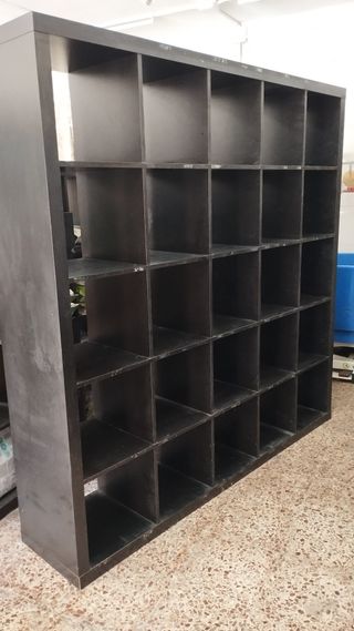 Estantería modular negra IKEA