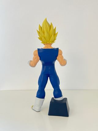 Figura Vegeta Super Saiyan