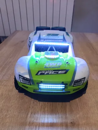 Coche radiocontrol RACER RTR 37cm largo x 17 ancho