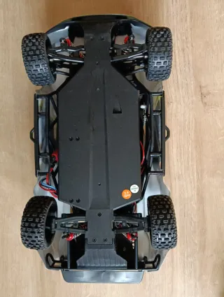 Coche radiocontrol RACER RTR 37cm largo x 17 ancho