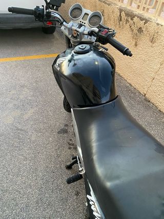 Honda CBF 250 Naked Negra/Plata