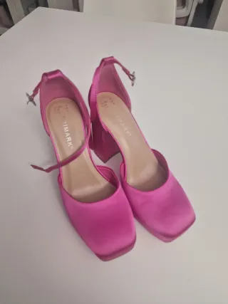 Zapatos de tacón rosa Primark talla 39