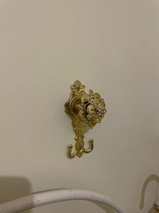 Dos canapes colchonesMesitas Noche Madera y Metal