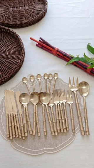 Cubertería Tailandesa Bronce Bambú